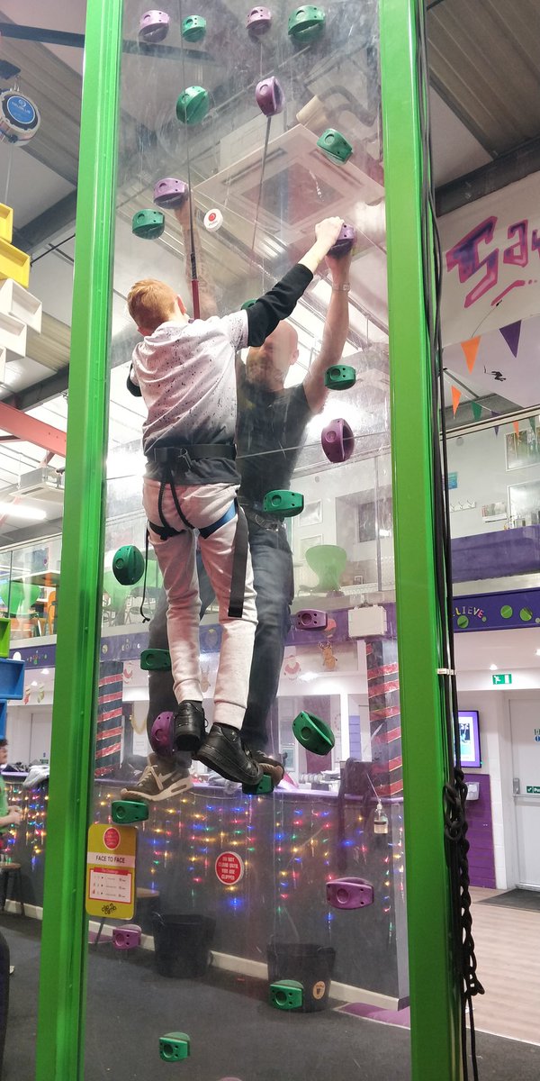 cambsvpc's tweet photo. #StNeotsVPC took part in @clipnclimbuk for their Christmas Do. They all thoroughly enjoyed it, climbing on a variety of courses &amp; some overcoming their fears of heights! They even got the leaders involved! 🧗‍♀️ #ReachForTheSky #CadetsWithoutLimits https://t.co/KnQer12Ila