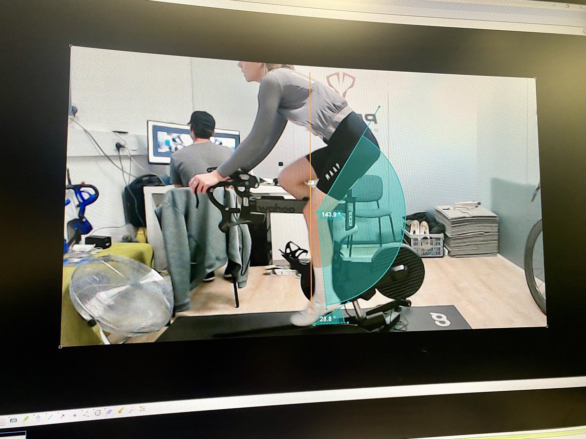 CrispyTri's tweet photo. #bikefitting on a Saturday afternoon with a #forge rider. Some very interesting findings and interventions as we got to the root causes of her knee pain. Always great to help a fellow cyclist ride pain free and happily https://t.co/D4DKVWH1H9