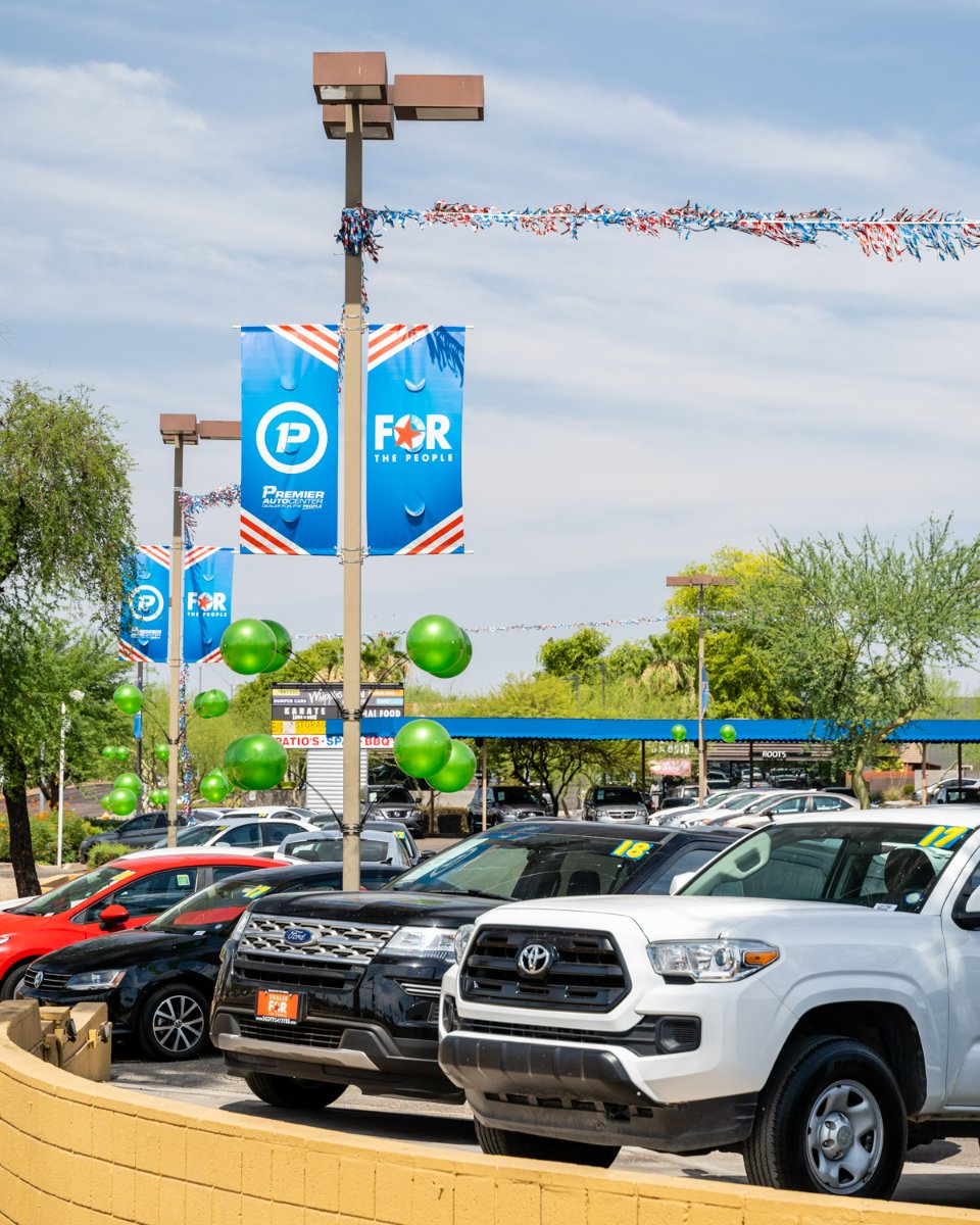 PremierBell's tweet photo. When you're ready to trade in your ride for something better, our team will take the time to help you find exactly what you want. Make plans to stop by our lot this week. #autosales #PremierAutoCenter #BellRd #dreamcar #PhoenixAZ https://t.co/flKXY0OMCA