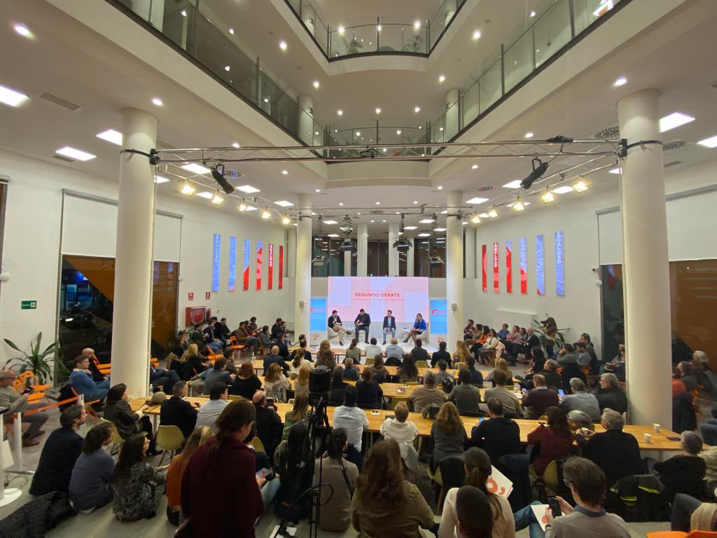 PatriciaGuaspB's tweet image. Gracias a todos los afiliados que habéis seguido el debate. Sois el motivo por el que seguimos aquí. Es momento de recordar por qué un día quisimos dar un paso adelante: por un proyecto para cambiar un país. Eso lo lograremos unidos.

Por eso os pido apoyo para #RenaceTuPartido👇🏻