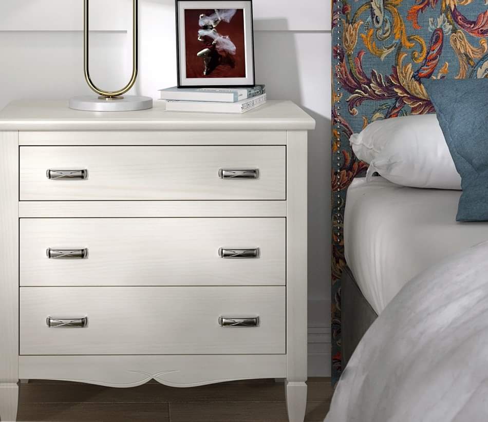 muebles_catalan's tweet photo. ¡Nuevo año! ¿Nueva habitación? 😍

❤️ Renueva la estancia del descanso y los sueños en #MueblesCatalán. 

📍 𝗠𝘂𝗲𝗯𝗹𝗲𝘀 𝗝𝘂𝗮𝗻 𝗖𝗮𝘁𝗮𝗹𝗮́𝗻: Polígono Industrial Los Ventolines. Pilas (Sevilla) ☎️ 954 75 01 89

#FelizSemana #Dormitorios #DormitoriosMatrimonio https://t.co/OL5wP18rgd