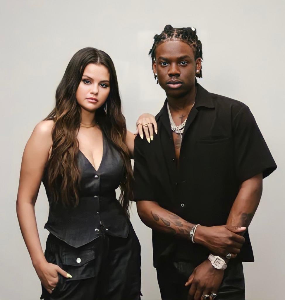 the49thstreet's tweet photo. Congratulations to Rema &amp; Selena Gomez as “Calm Down” peaks on #1 spot on this week’s Billboard Global 200 Excl. US chart, making him the first African to achieve the feat. 🌍🇳🇬🧡 https://t.co/2HFg3SIZOe
