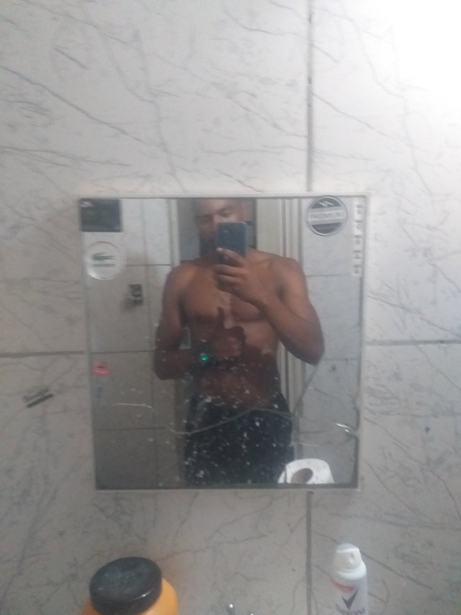 sergiomalvadao's tweet photo. qndo pensa q nos vai cai nos si levanta obgd deus por chega bem em 23 so gratidao msm https://t.co/tzZET0YBWH