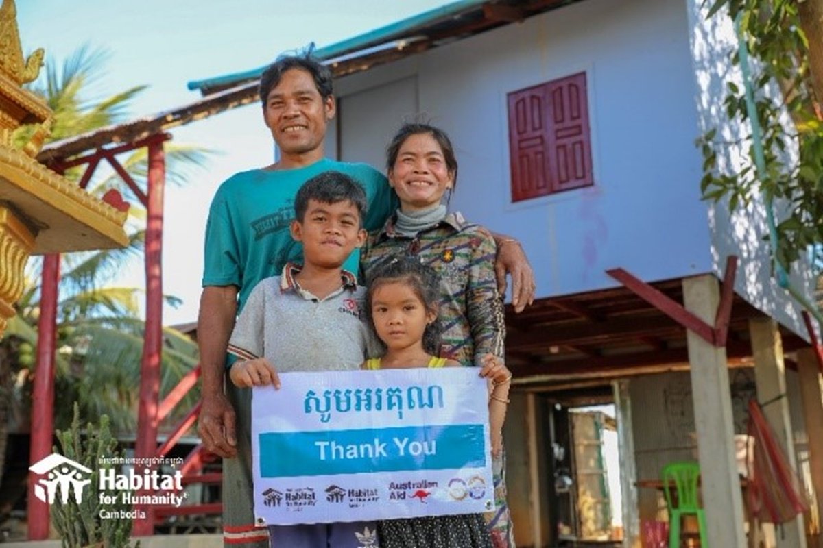 HabitatAu's tweet photo. We're so happy to see Salout and her family embracing life in their new home and upscaled veggie garden, built with @HabitatCambodia and @dfat's #ANCF. Read more of their story at: https://t.co/GLQPuAQg3L https://t.co/tUjACzhxuJ