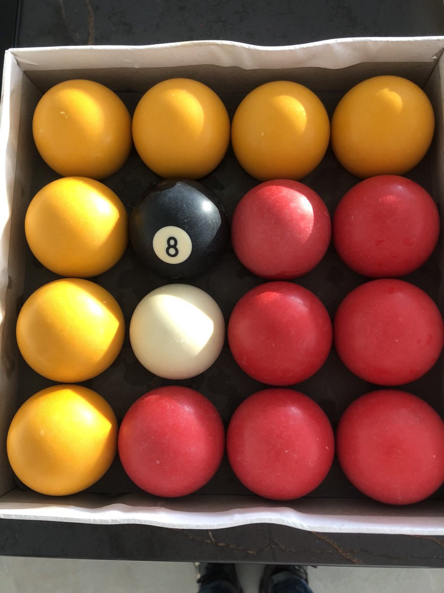 LLVRob's tweet image. Balls 🎱 cleaned and ready for first knock around of 2023
Be a bit rusty but nothing a few hours on the felt won’t cure… happy days
