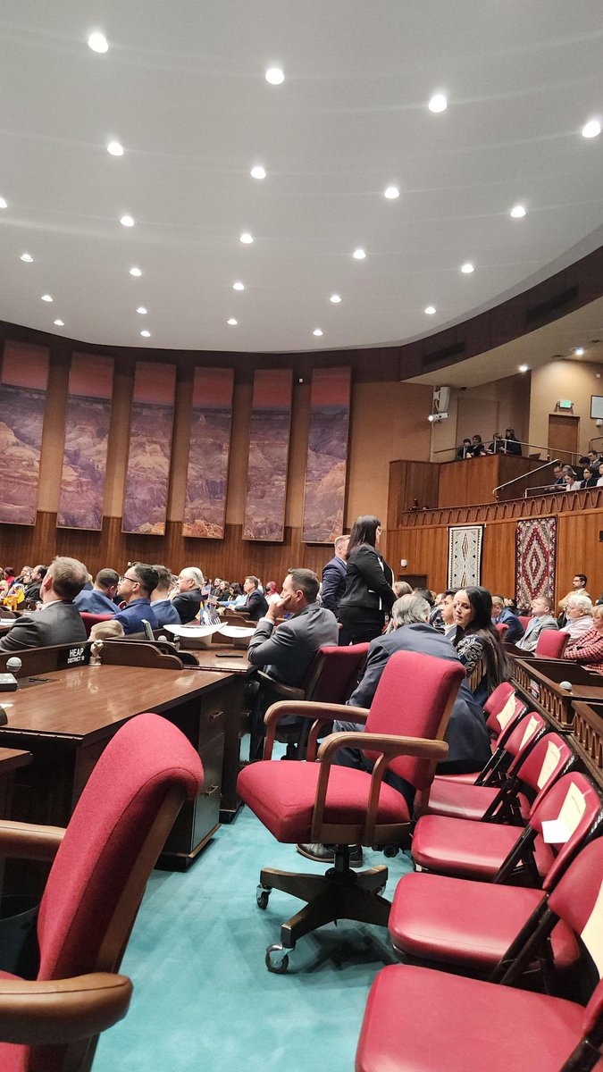 GetMeRoss's tweet photo. Republican members of #azleg turning their backs on Hobbs and some walked out https://t.co/8AjFKNJygU