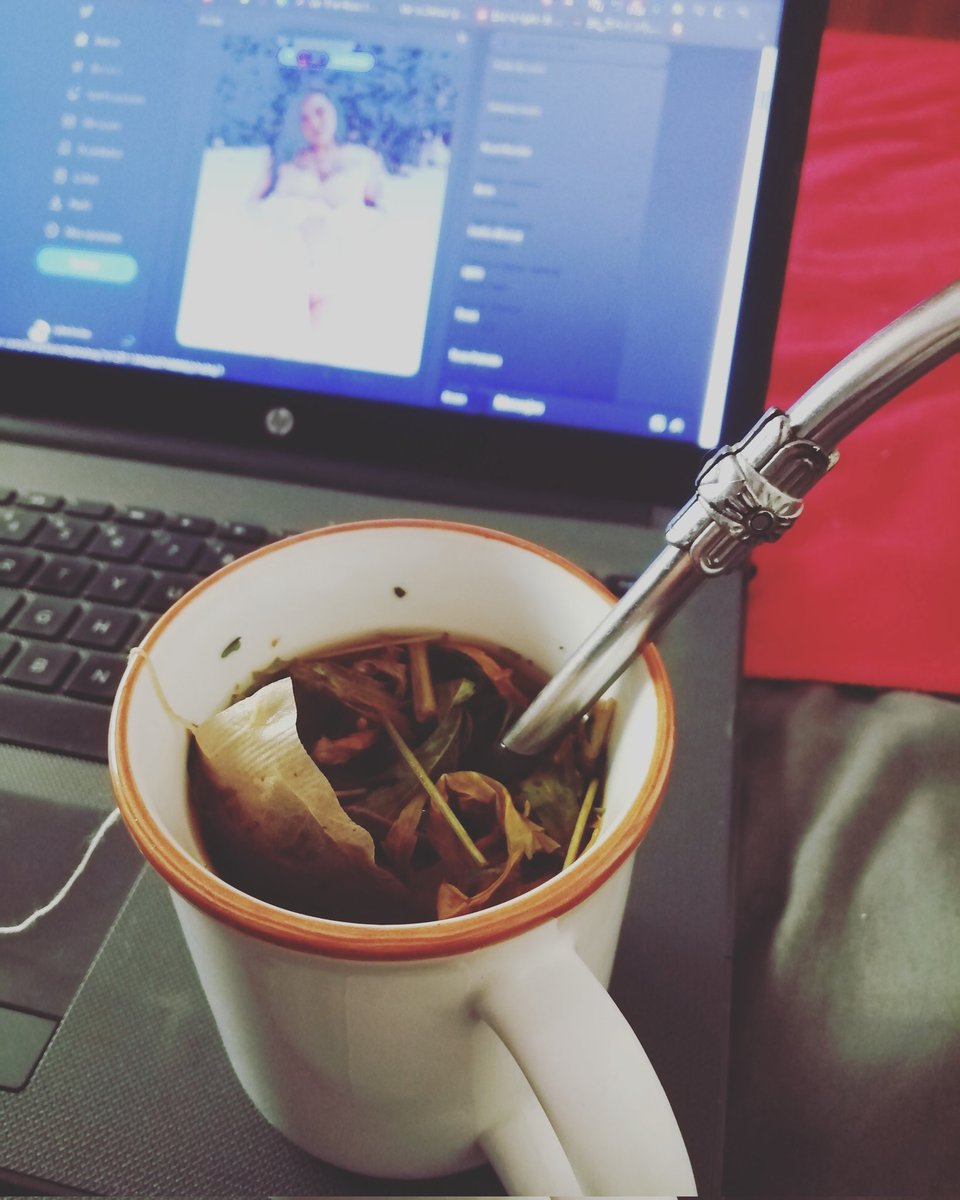 twcyberleolao's tweet photo. #weedTea ☕🤩 w @CeresSuicide https://t.co/7nGxCY25zk