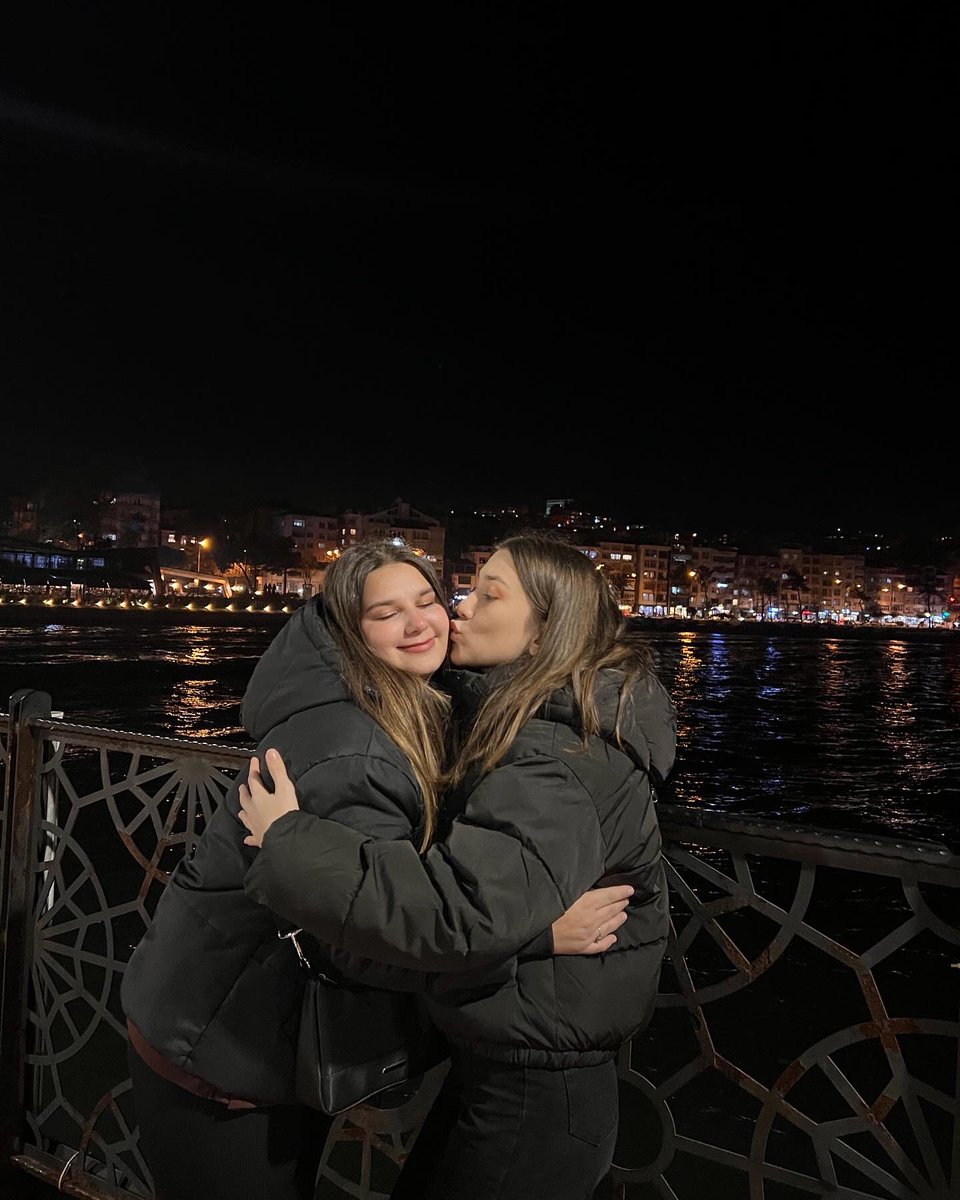 okynazli_'s tweet photo. Şansım🥺💖💗🫂 https://t.co/oO9F5y3LTr