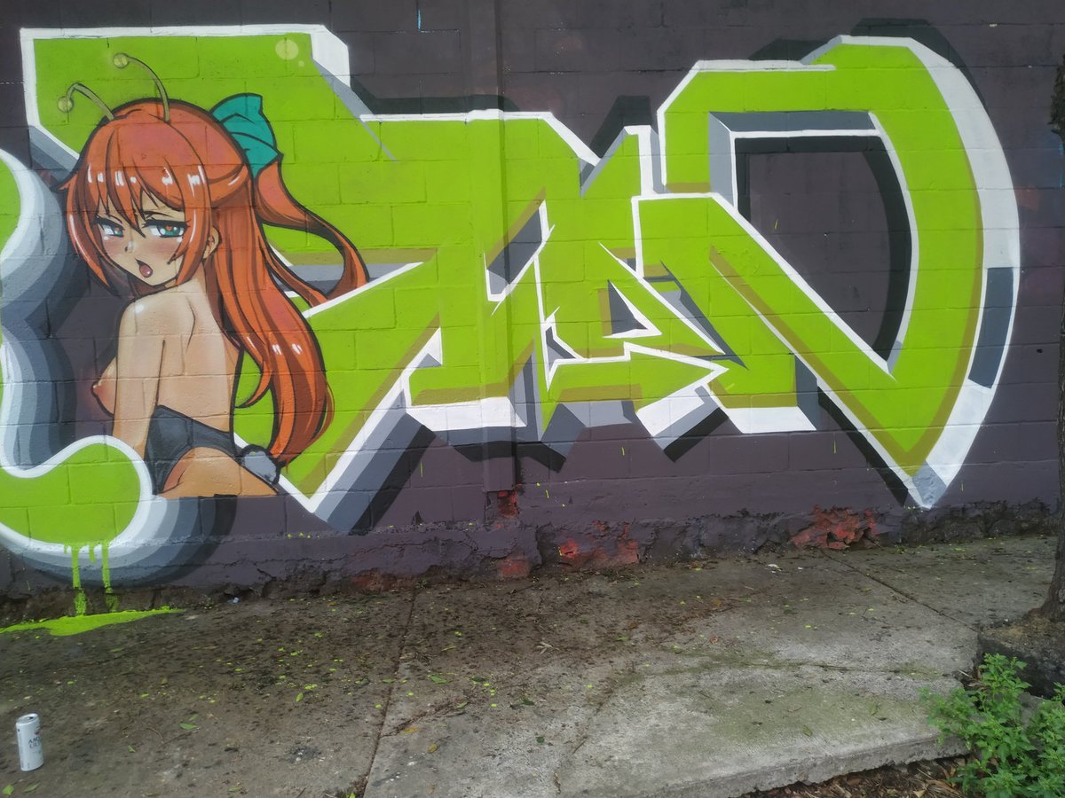 odhes_'s tweet photo. 💚💚💚
.
#level9spraypaint
#graffiti #graff #graffporn https://t.co/9QdSiqiwye
