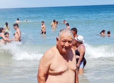 Poder ver a mi abuelo conocer el Mar me da cien años de vida 🌊💕