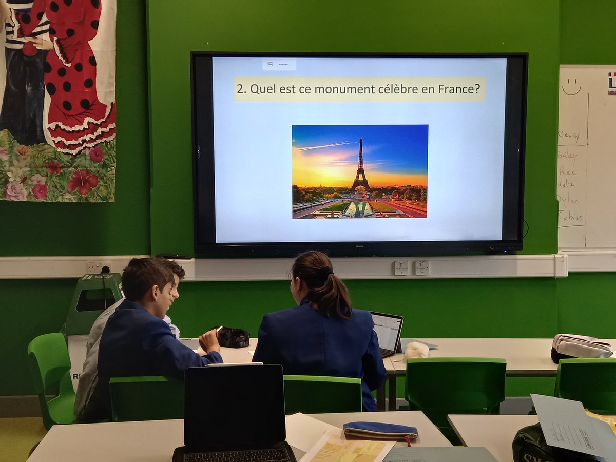 Our Y7M had their very first French lesson today, and started with a little cultural quiz... and French treats for the winners! 🇫🇷 #MFLtwitterati #maidavaleschool #french #education #mfl #languages #fun #teaching <a href="/MaidaValeSchool/">Maida Vale School</a>