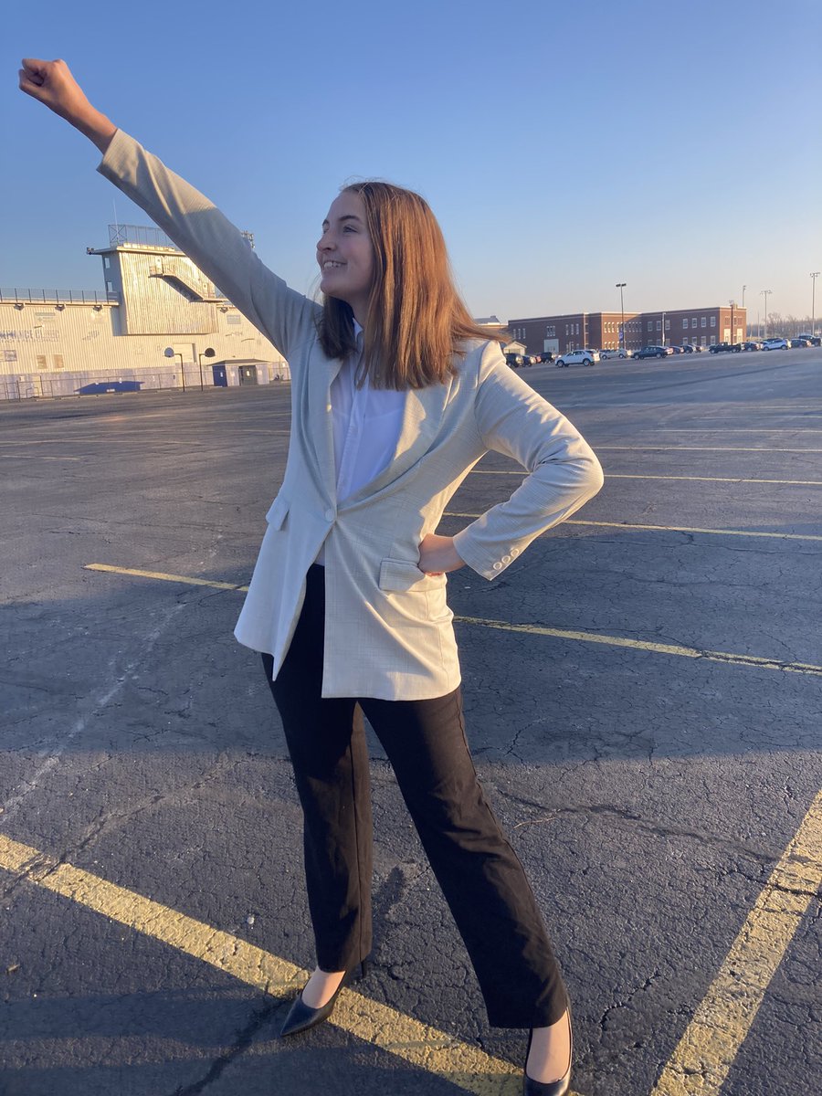 EmilyVargo2's tweet photo. @JacketCareers #jacketdays for my future career I will be a teacher by day and a politician by night! Saving lives one day at a time! https://t.co/ZR6nXzIx9X