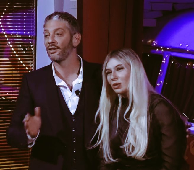 Alessia 🌺 tweet media