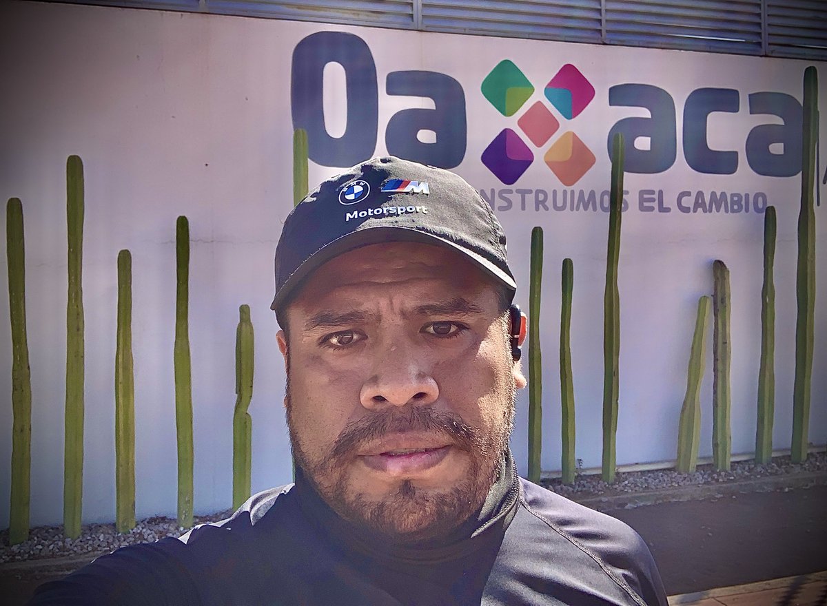 SerafinSH10's tweet photo. Buen inicio de semana, saludos. #Oaxaca #México #RuningMan https://t.co/ujxg1OQkVZ