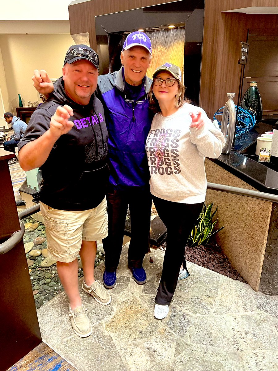 PauleyPawket4's tweet photo. Former @TCUFootball Quarterback Randy Howard 62, 63, 64!!! @MaxDuggan_10 a legend watching a legend today!!! Go FROGS!!! 🏈💜🖤🐸🏆 @CFBPlayoff #TCU #LegendaryQB #RandyHoward #MaxDuggan @KBolton_18 @Paigeyyy_P https://t.co/dDWicuYkrW