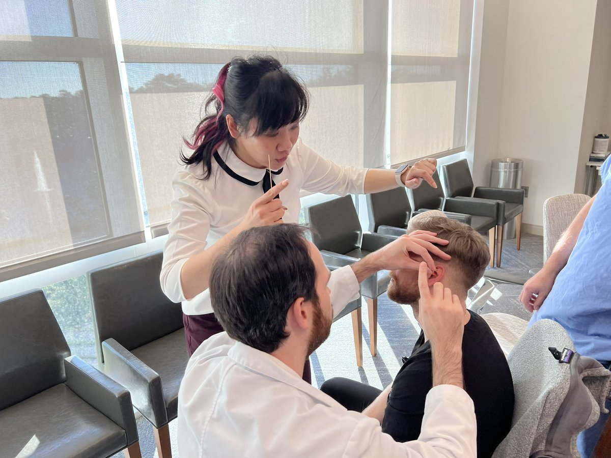 StephChengMD's tweet photo. Stabbing your coresidents is just therapeutic #CoffeeStirrerPointer #MedicalAcupuncture #Workshopcomplete #AcupunctureConductor #ResidentWorkshop @MayoClinic @mayojaxanes @HSSAnesthesia @HSpecialSurgery @RyanChadha1 https://t.co/jZOmBWMhy5
