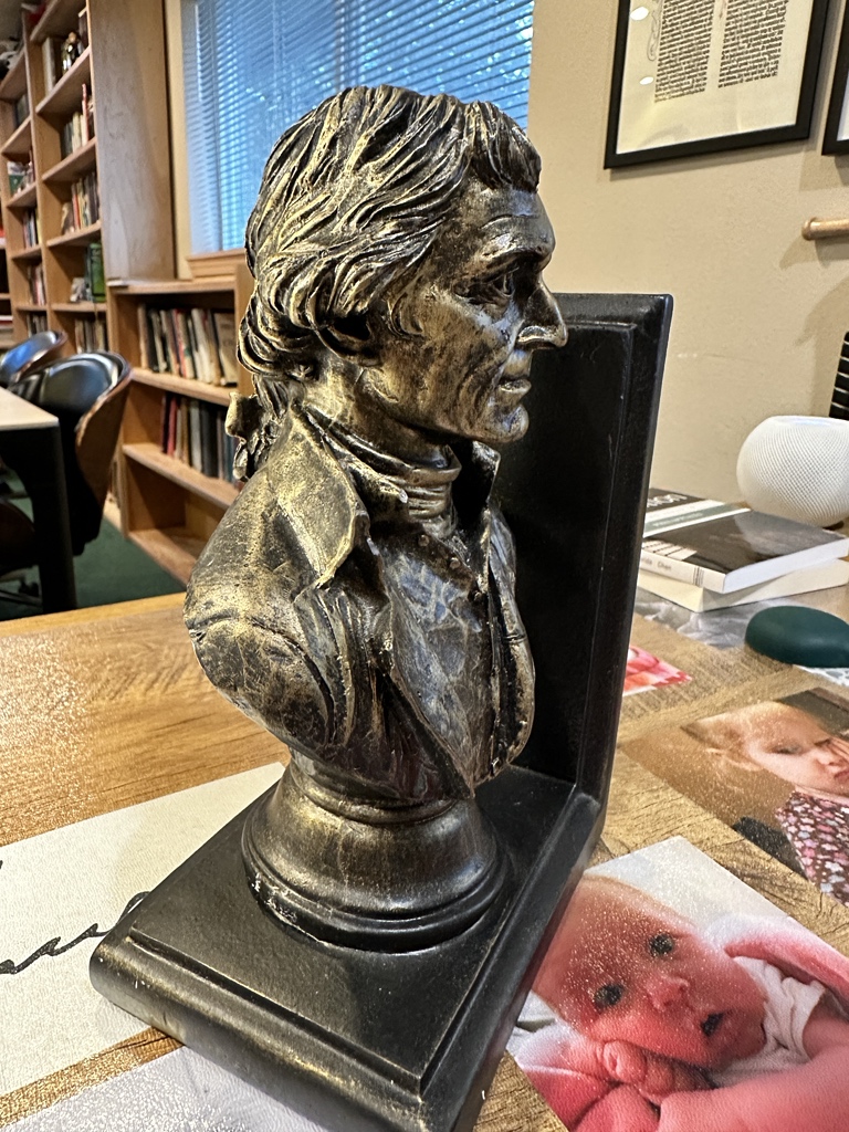 jeff_coulter's tweet photo. Ok twitter friends, I bought this last week at goodwill, but I can’t place who it is. Any help?

@MarkDever @calebmorell @bobby_jamieson @Jaime_E_Owens @descottpuyallup @rjwood75 https://t.co/wPkcw4Ek0d