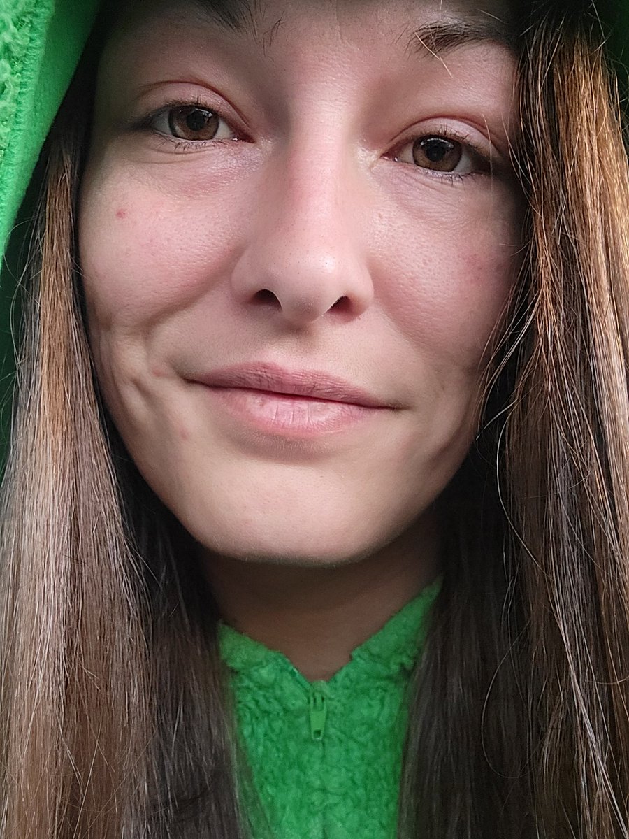 poulos71's tweet image. Happy Monday 💚 #slc #trainer #BehavioralModification #DogsNaturoPoulos #2feet4paws