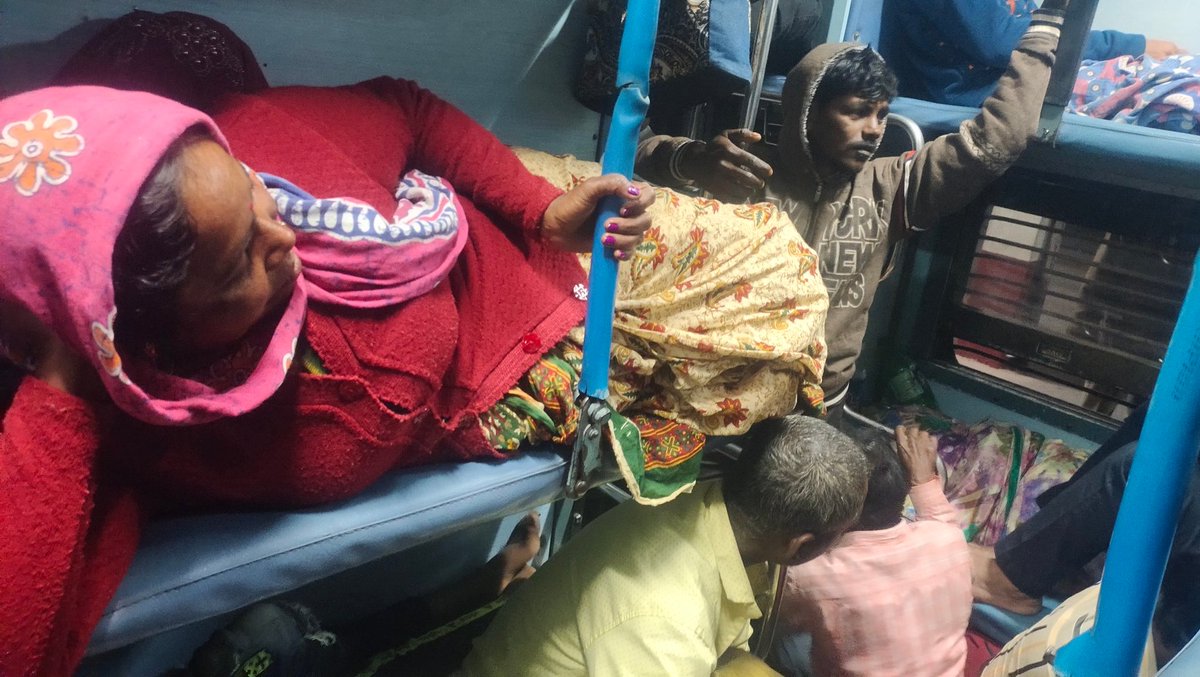 as_pankaj's tweet photo. Worst service ever @IRCTCofficial 
Till now complaint not solved.. Already mention station crossed.
 RailMadad Reference No. is: 2023010906048

12704 - S2

Please help sir ----  My father is a Kidney patient. The toilet is closed &amp; filled with people..@AshwiniVaishnaw https://t.co/giRPh4KC63