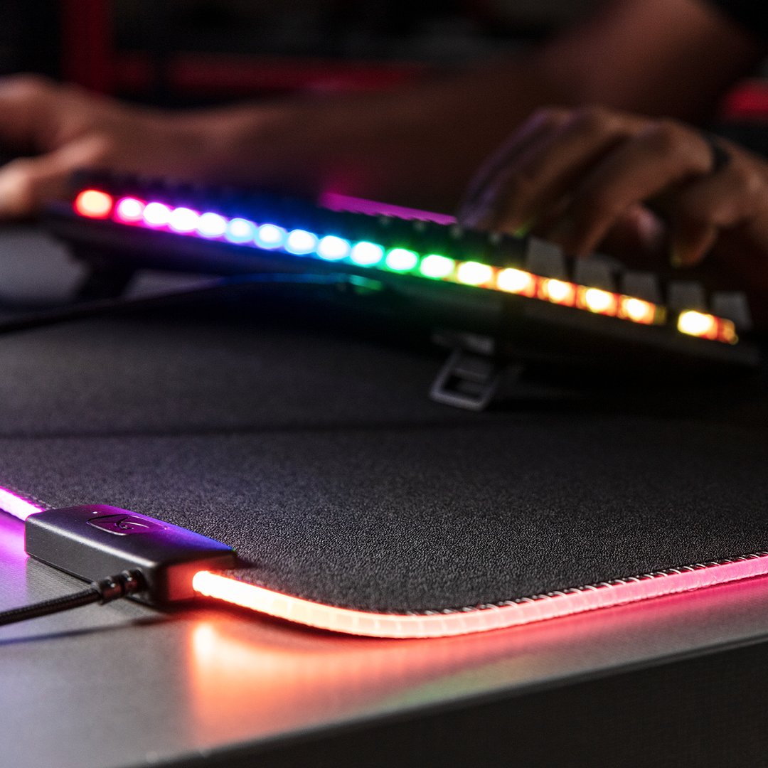 HyperX on Twitter "uh oh got a dirty mousepad? 😱 do you wash it 🧼 or