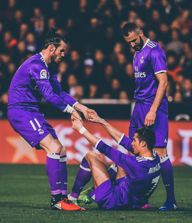 This picture is COLD 🥶