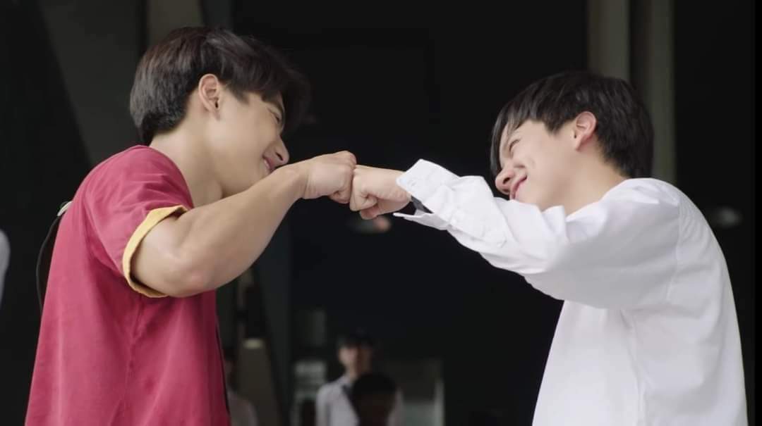 Babyulinh33's tweet photo. Không ngờ bỏ tw lâu vậy rồi tận tháng 8 tới giờ, hk vừa rồi vào chuyên ngành đúng là bận bịu nhưng vẫn thầm lặng theo dõi ON chỉ là không dành nhiều thời gian và tích cực như trước, bây giờ ít bận hơn rồi sẽ tích cực ủng hộ hai bạn hết mình 💚❤ https://t.co/uCgAocIgqc