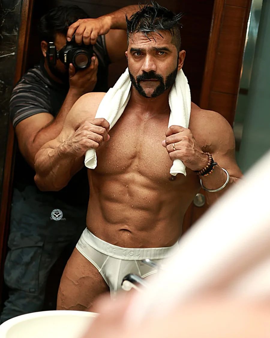 Pro_Bible's tweet photo. Rohit Chauhan
IG : rohitchauhan_fitness_official https://t.co/lWSX1UccRa