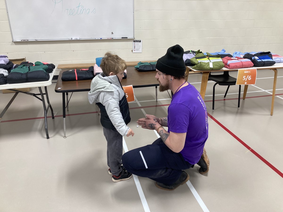CBVRCE_NS's tweet photo. Kids @RobinFooteElem had a great time picking out their new winter jackets, thanks to support from the @FedExCanada Operation Warm program. 

Every student in the school was able to select a brand new jacket to take home. 

Here are just a few images from this special day! 💜❄️ https://t.co/y6Apt3ylhH