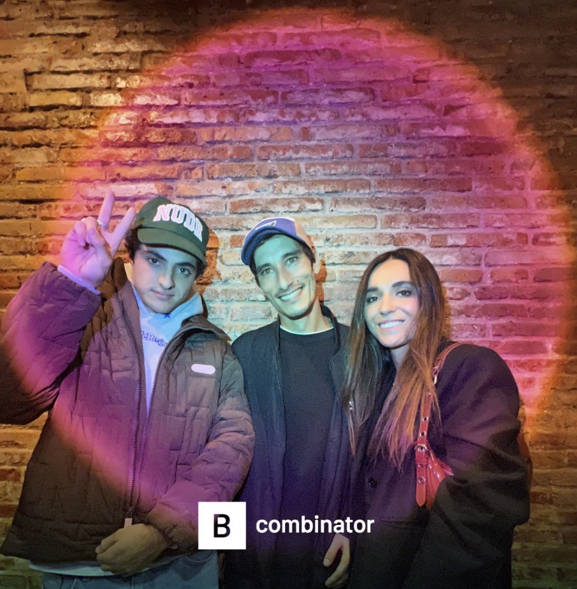 bcombinator_'s tweet image. ¡Gracias a todos los emprendedores y startups por confiar en nosotros este año! 🚀
Estamos orgullosos de ser parte de esta aventura y esperamos seguir apoyando proyectos de éxito 🧑🏽💻
#Bcombinator #startups #emprendedores