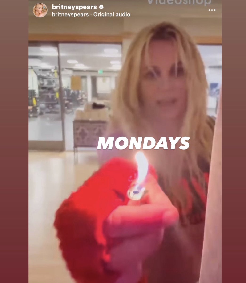 FreeBritneyNY's tweet photo. Vibe https://t.co/MdFedhdG2u