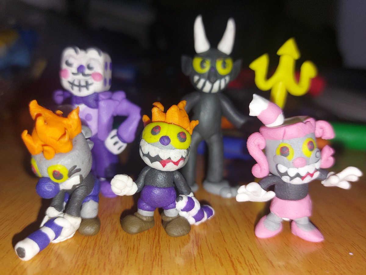 EnriqueDocument's tweet photo. The evil family #evilcuphead #vilemugman #msmalice #thedevil #kingdice https://t.co/vvdkuftzro