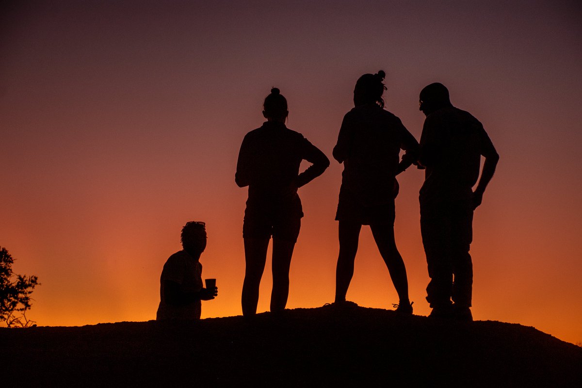 Watching the Setting Sun at Spitzkoppe, Namibia. #sunset #Namibia #offthebeatentrack #travellingdays #throughmylens #snappingtheworld #photooftheday #travel #traveltribe #travelphotography #nikonphotography <a href="/ThePhotoHour/">#ThePhotoHour</a> <a href="/StormHour/">#StormHour</a>