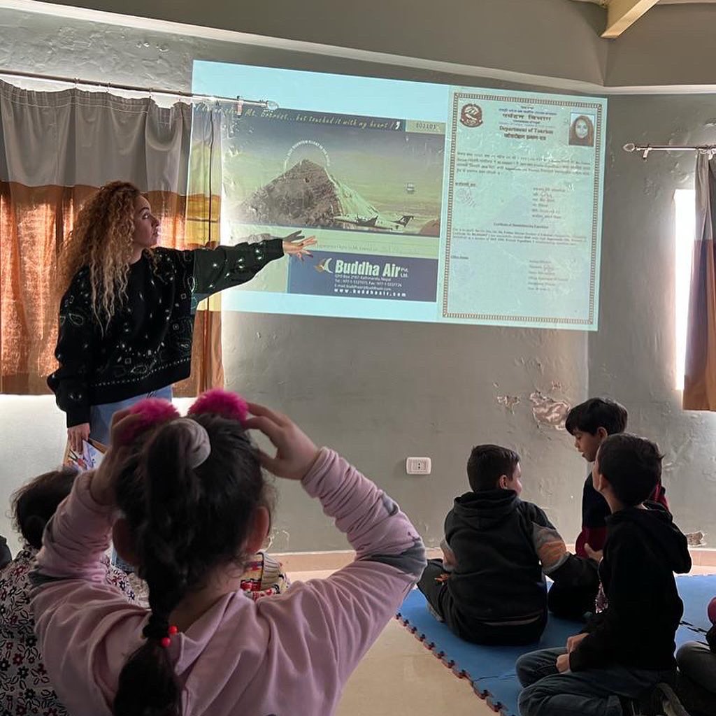 Borderlessngo's tweet photo. Meet the incredible @mountaingipsy , Tima Deryan, the first Lebanese woman who climbed the summit of Everest, and one of Borderless Board Members. 
Tima empowered 120 beneficiaries through her book reading sessions "Curly Adventures Mount Everest". 
#letsinspire #dreambig https://t.co/lSyRZvGrmT