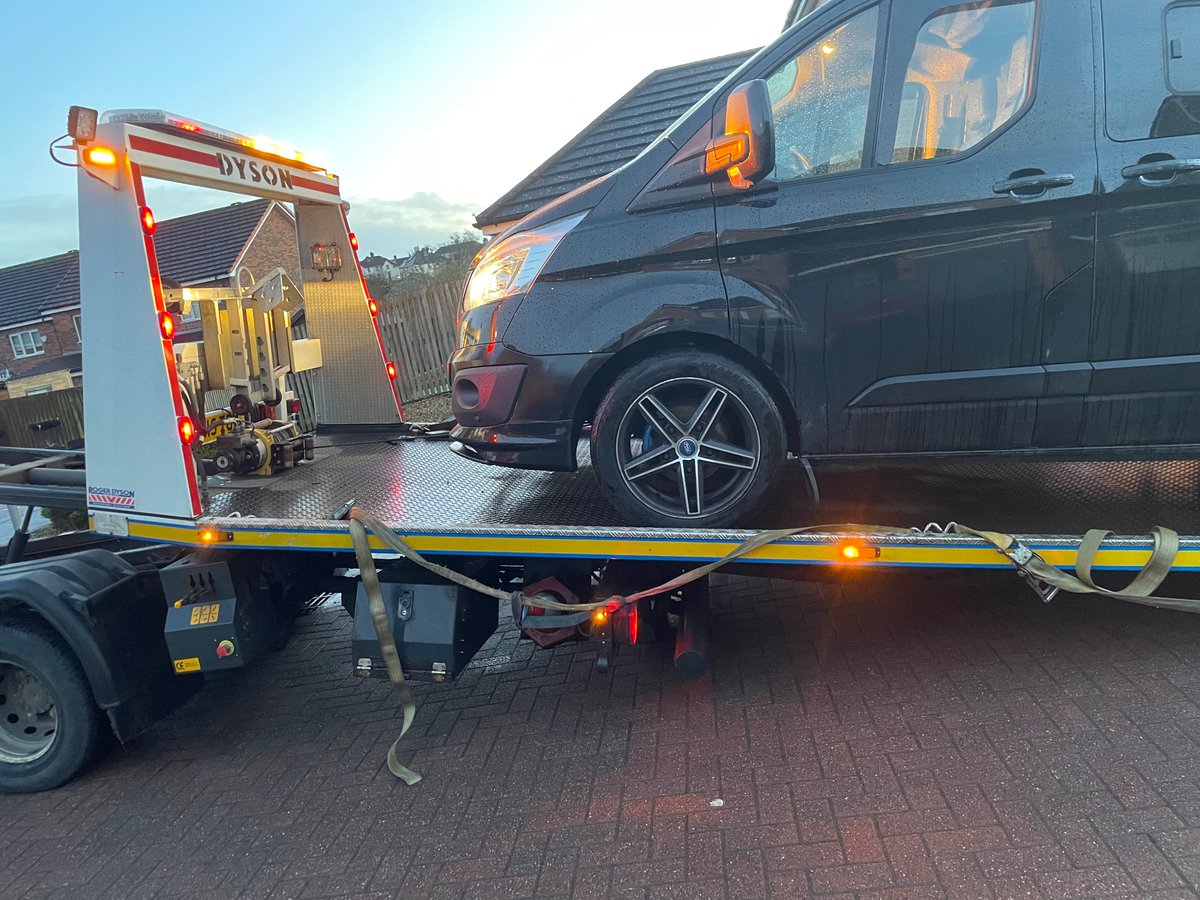 parkyboydj's tweet photo. My fully serviced pride and joy away on a transporter , not running at all 2.0 tdci eco blue engine , plagued with issues   @forduk https://t.co/FXKouAjmik