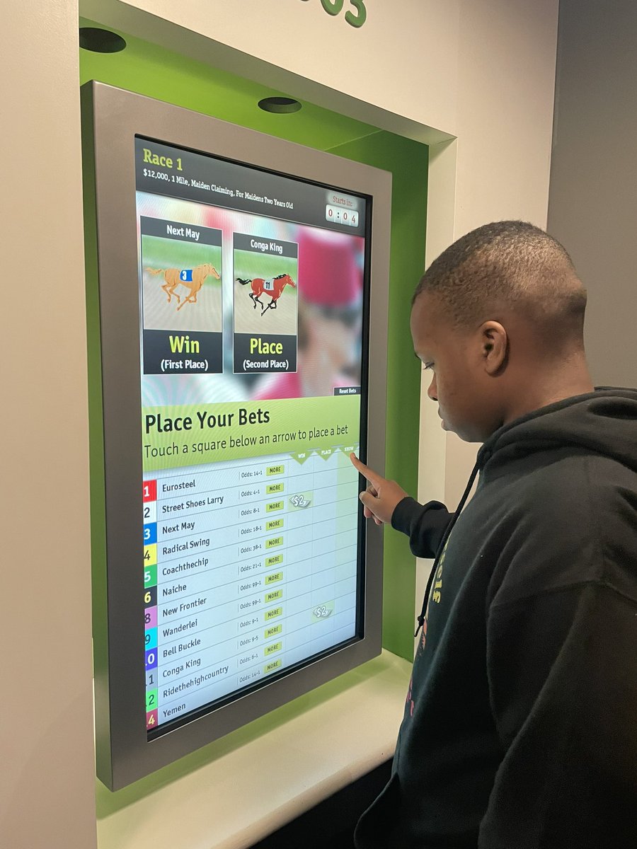 Mr. Hart tweet media