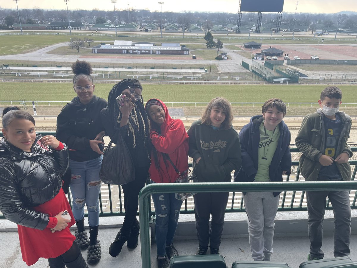 Mr. Hart tweet media