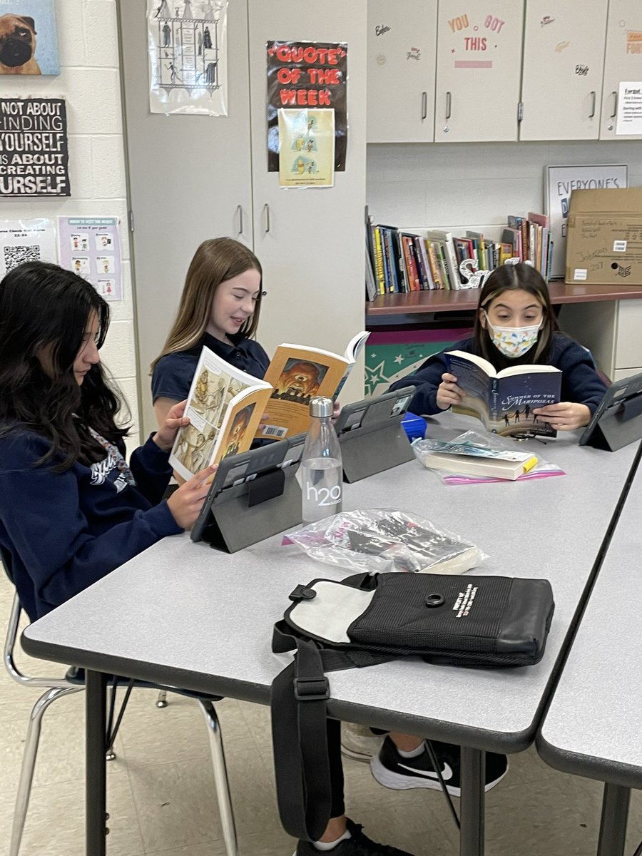 LJohnsonELA's tweet photo. 6th grade AIMES students compare Summer of the Mariposas (@ggmccall) to The Odyssey (graphic novel adaptation by @garethhinds) - Cecilia vs Circe and Chencho vs the Cyclops. How are they similar/different? @BerwynSouth100 @FreedomD100 https://t.co/6zGbV2MoKa