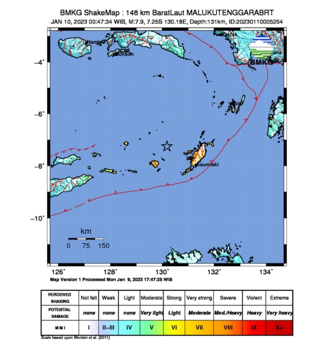 musaabdullah08's tweet photo. Peta goncangan #gempa merah. Dapat notif dari #BMKG peringatan dini Tsunami. 
Semoga saudara² kita di Maluku di beri perlindungan........ https://t.co/r5zY7Xdqah