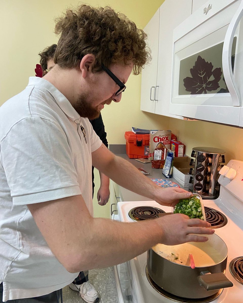 whitehousewow's tweet image. Lunch is served! Today, cooking club practiced their teamwork skills by making homemade alfredo from scratch! 

#cookingclub #alfredo #dayprogram #productivity #teamwork #cookinglesson #summitcounty #akron #akronohio #cantonohio #ohiohiring #WOW #applyohio #DSP #manager #openrole