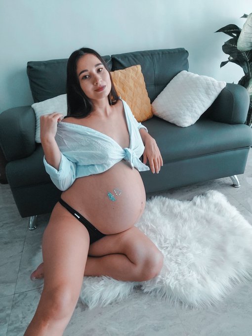 More hot and sensetive photos from this weekend waiting! Tell me about your desires 😍🥰  #pregnancy #model<a href="/tag/model"class="tags"><span>#model</span></a><a href="/tag/cute"class="tags"><span>#cute</span></a><a href="/tag/beauty"class="tags"><span>#beauty</span></a><a href="/tag/sexy"class="tags"><span>#sexy</span></a><a href="/tag/homemade"class="tags"><span>#homemade</span></a><a href="/tag/kinky"class="tags"><span>#kinky</span></a><a href="/tag/pregnancy"class="tags"><span>#pregnancy</span></a>