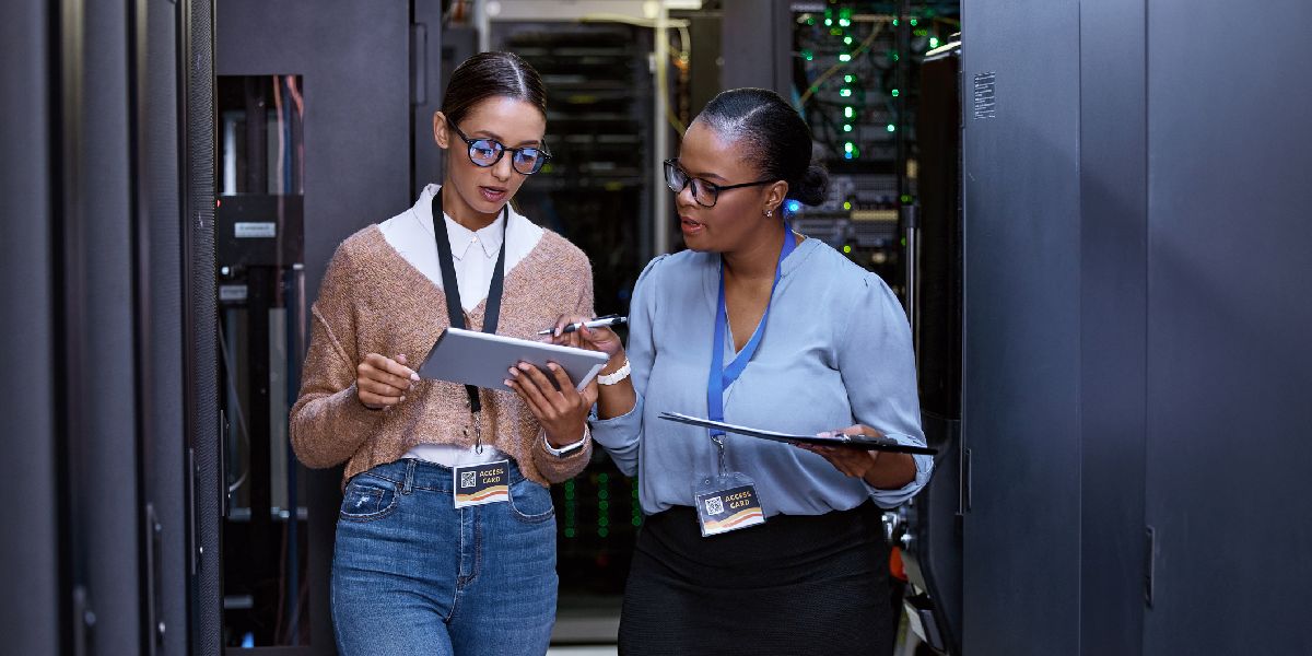 BelnisNetworks's tweet photo. Why Should You Outsource Your IT Services? https://t.co/w7WFmnkcks https://t.co/KMJMpzyd9s