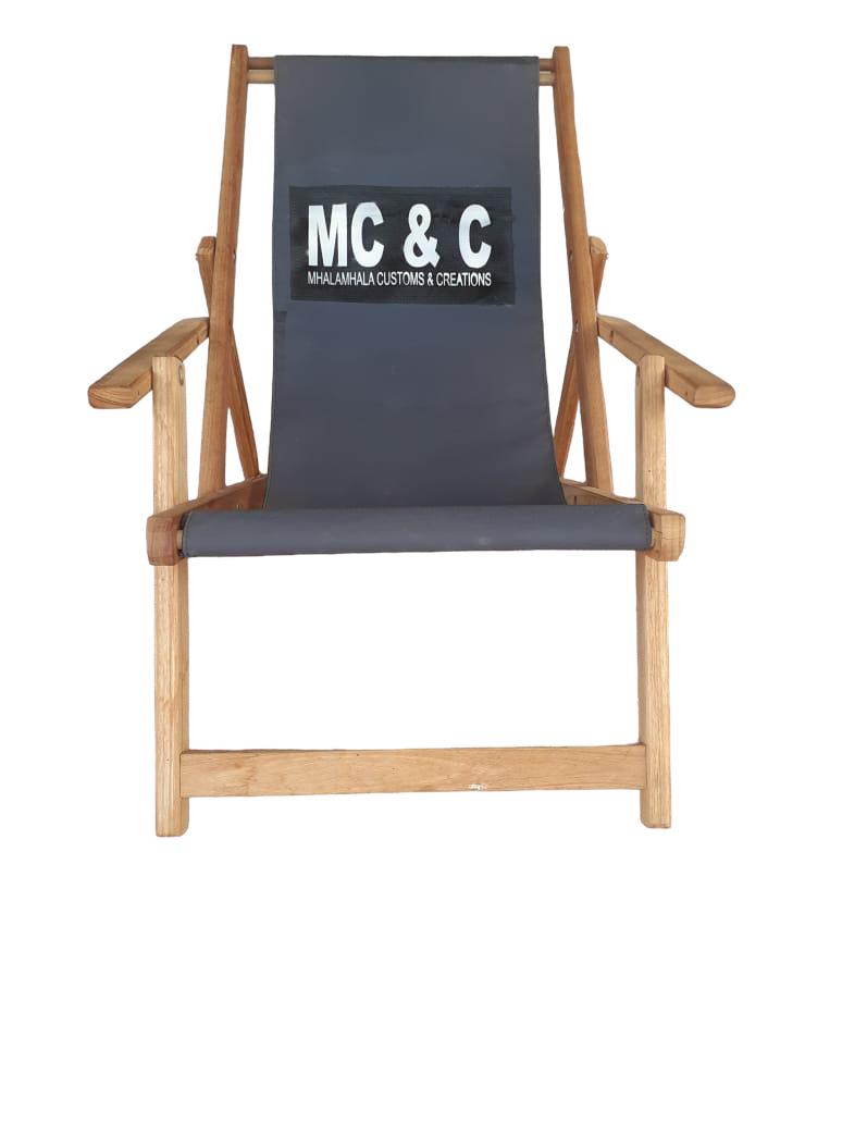 MhalamhalaC's tweet photo. Happy New Year! Happy 2023!!

Let customize your next print marketing campaign. 

We make custom recliners to order. Comment below for enquiries. 👇🏾 https://t.co/Lx6knFHu5J