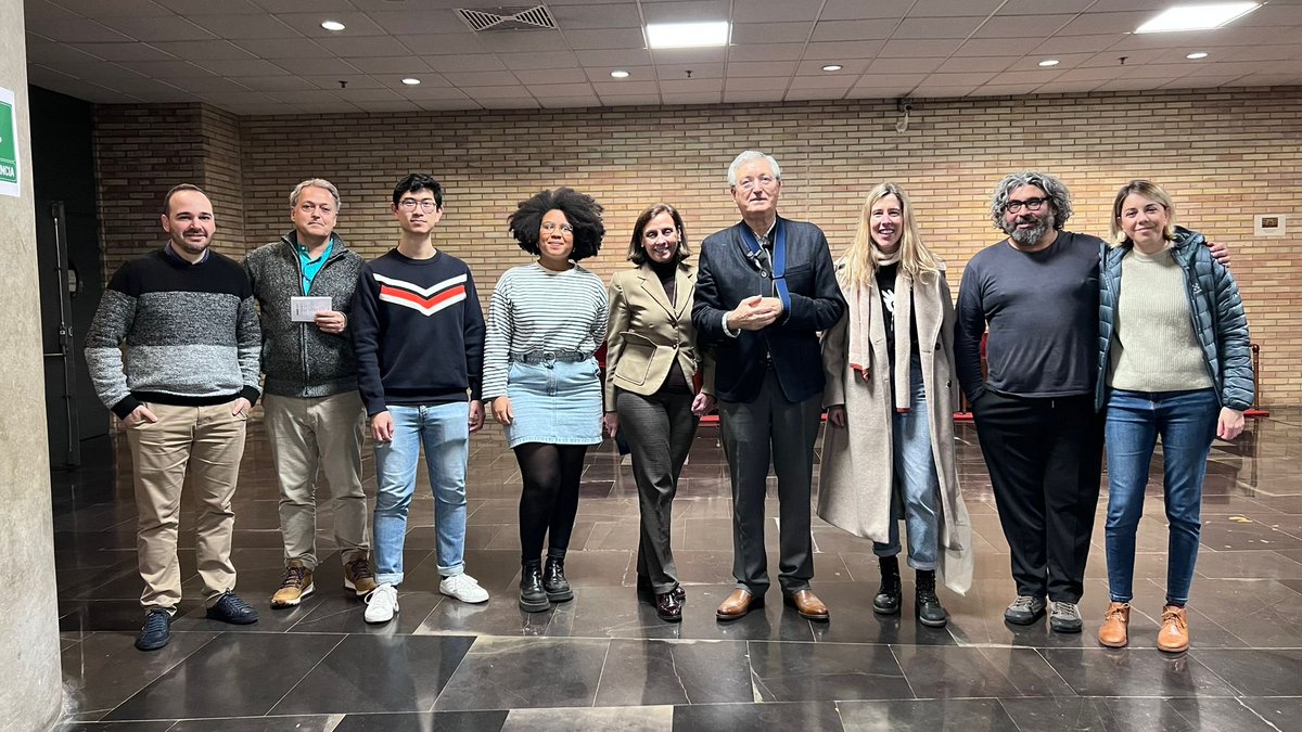 GobAragon's tweet photo. 🎻 50 jóvenes han participado en los talleres musicales, que se han desarrollado en el @AuditorioZGZ, organizados por el @comisionadoPI, en colaboración con el Comisionado para la Infancia en Aragón y la Joven Orquesta Nacional de España (#JONDE)

@fgmadrigalcom https://t.co/3TQlImnoev