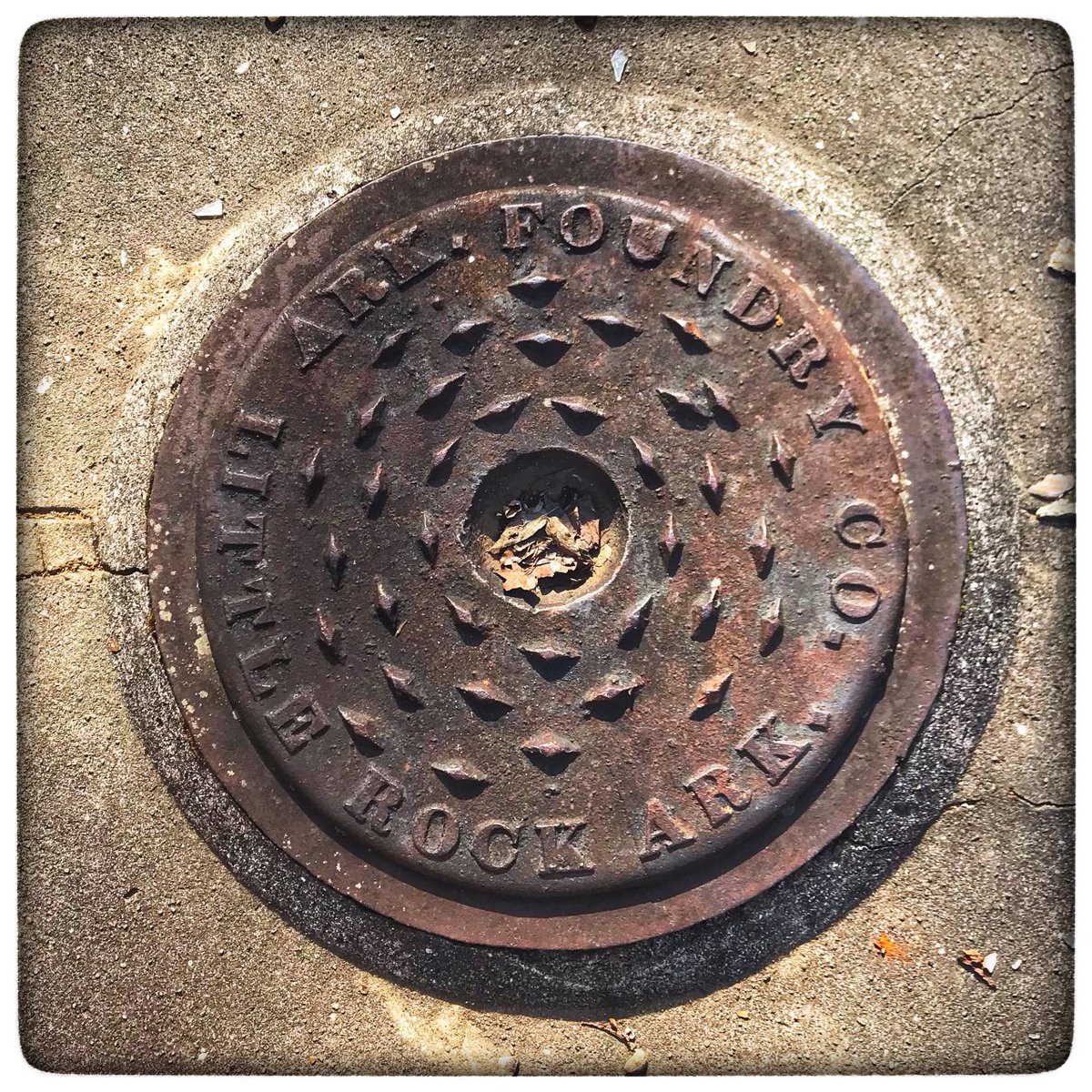PriceReep's tweet photo. #arkfoundryco, #ironcover, #ironcovers, #ironcoversarecool, #intheheightslr https://t.co/S82NpMZZ8k