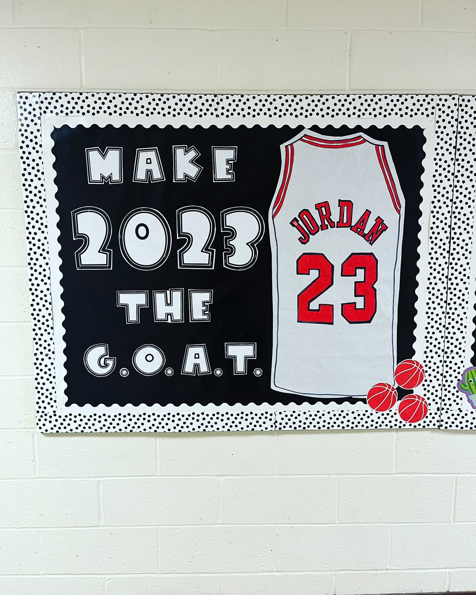 Mrs. Hough tweet media