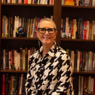 TracySaletta's tweet photo. #NewProfilePic https://t.co/BFg9jPR3PT