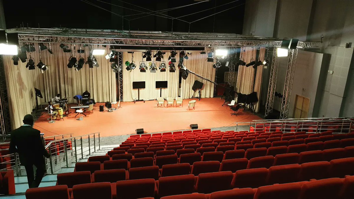 lasemaineducine's tweet photo. @onamatchad , la Télévision Nationale Tchadienne ready to rock it ! 

This is Africa. We do it for our Culture.

If you need Creative, Fresh and Quality Contents call the Undercover Brothers.

#Onama #ndjamena #tchad #director #writer #producer #Undercoverbrothersent https://t.co/YNNzw3s2oj