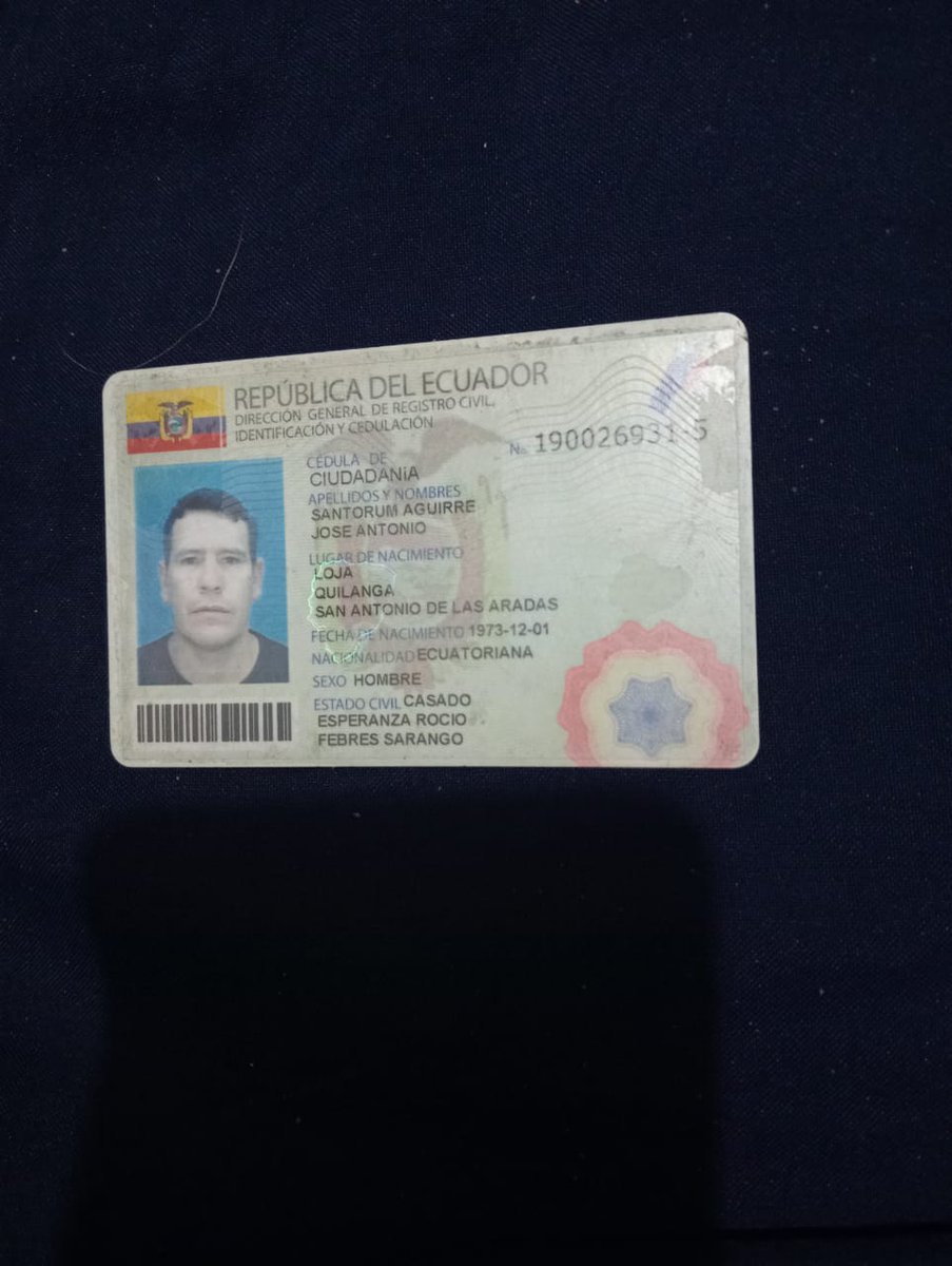 RocioFebres's tweet photo. @ConEspGuayaquil Señores del consulado les pido de favor contestarme a mi trámite de inscripción de matrimonio, mi esposo hizo la entrevista el 9 de diciembre del 2021en el consulado de Guayaquil, yo hice el 16 de marzo en el registro civil de Murcia España el 2022 https://t.co/D94pB4O78p