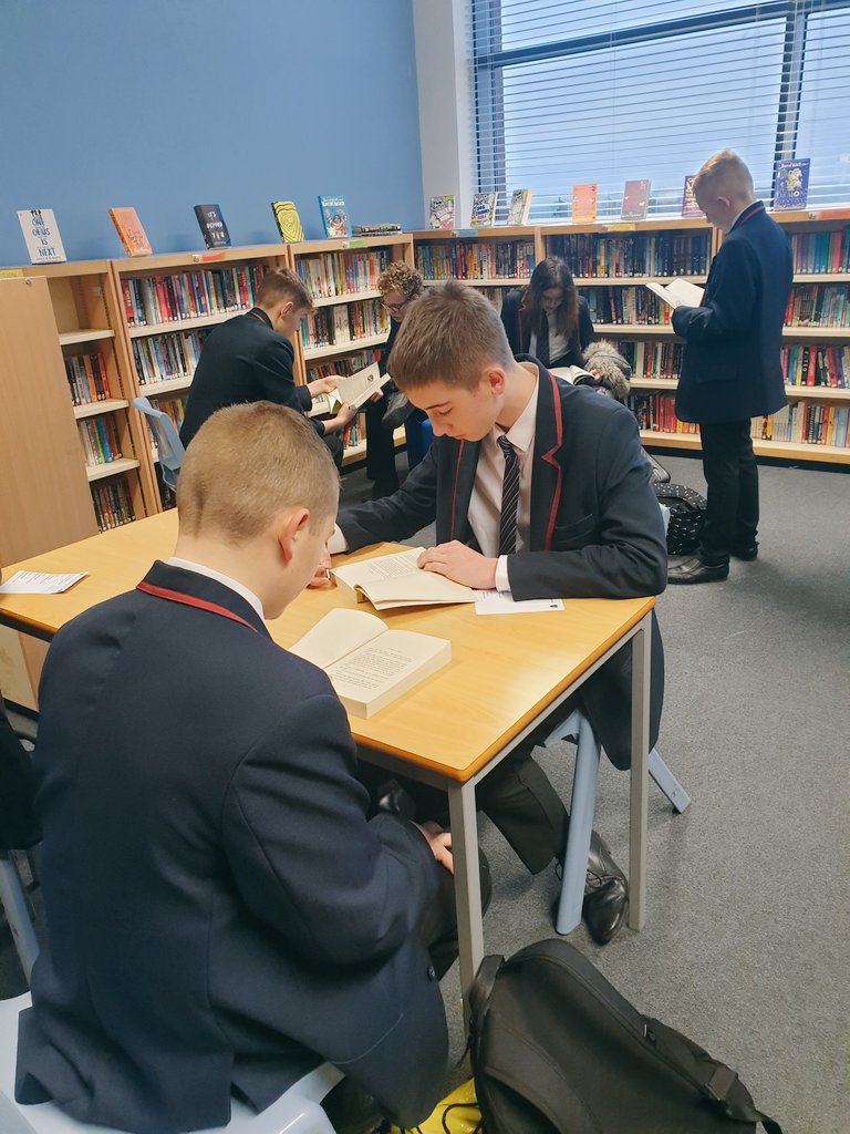 TQEA_Principal's tweet photo. Really enjoyed seeing Y10 readers supporting Y7 readers and helping them to develop their reading fluency this morning. Great atmosphere in the library. #readingcommunity #Reading #Curriculum22 https://t.co/tMCPkacNXI