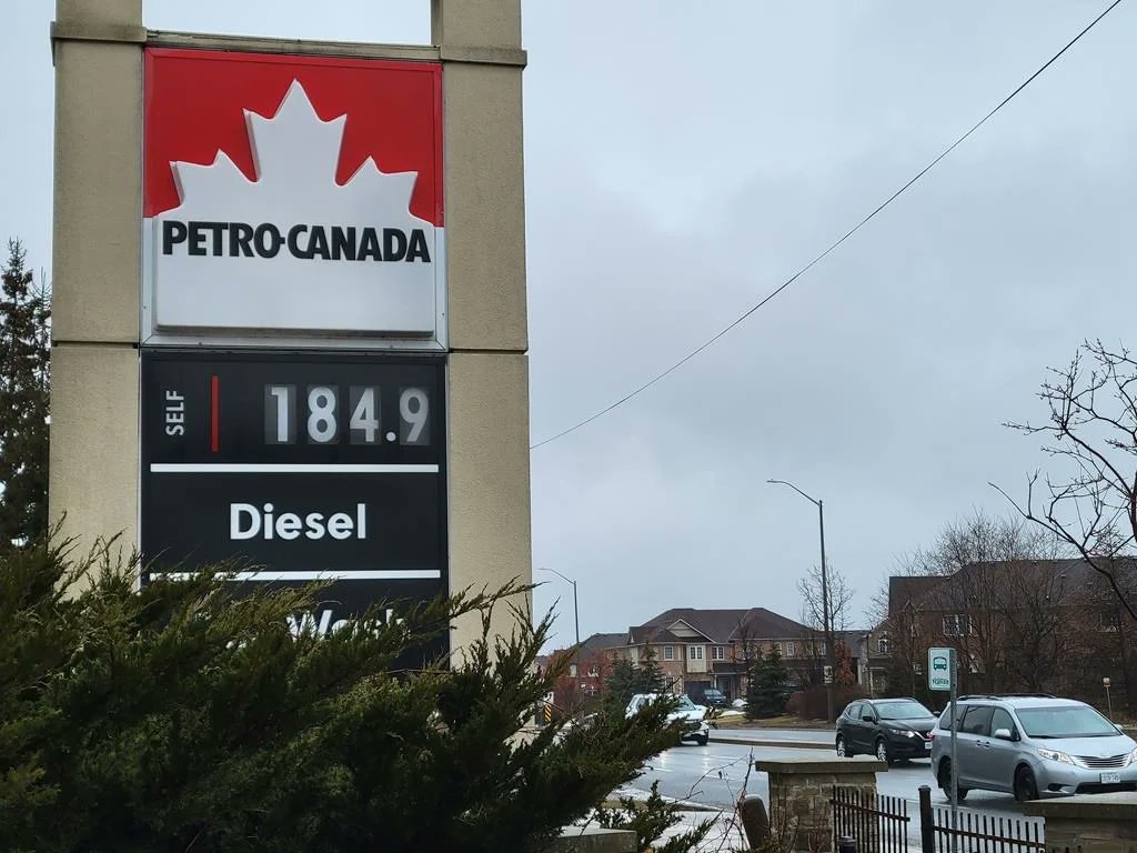 Canadians will see high oil, gas prices through 2023, experts say ‘A